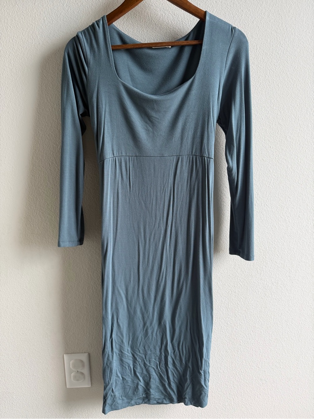 Hello MIZ Scoop Neck Long Sleeve Maternity Dress in Slate Teal